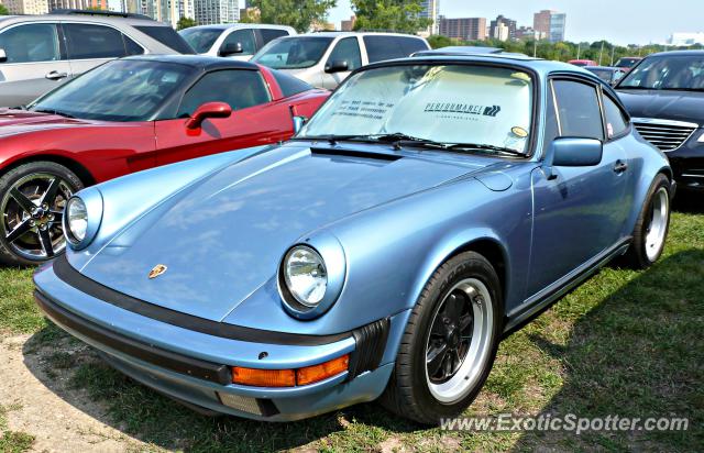 Porsche 911 spotted in Milwaukee, Wisconsin