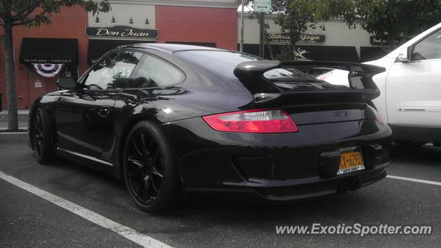 Porsche 911 GT3 spotted in Long Beach, New York