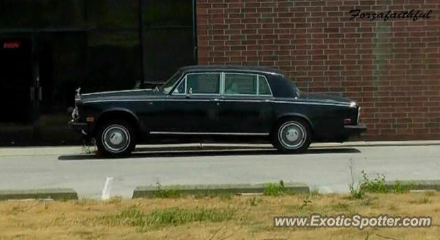 Rolls Royce Silver Shadow spotted in Castleton, Indiana