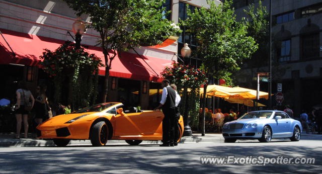 Lamborghini Gallardo spotted in Chicago, Illinois