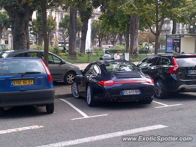 Porsche 911 Turbo spotted in Grenoble, France