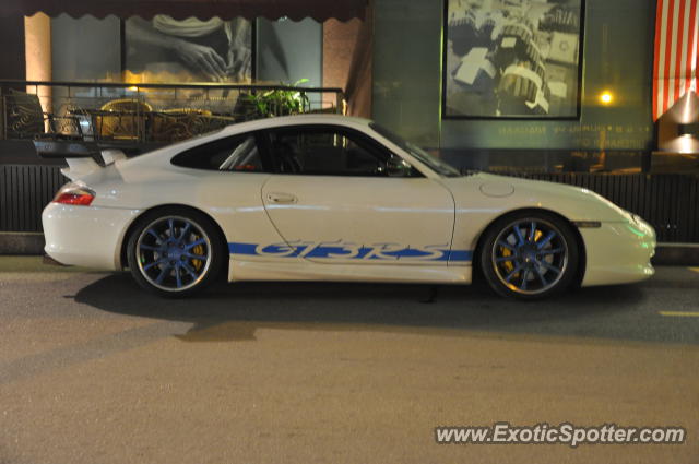 Porsche 911 GT3 spotted in Hard Rock KL, Malaysia
