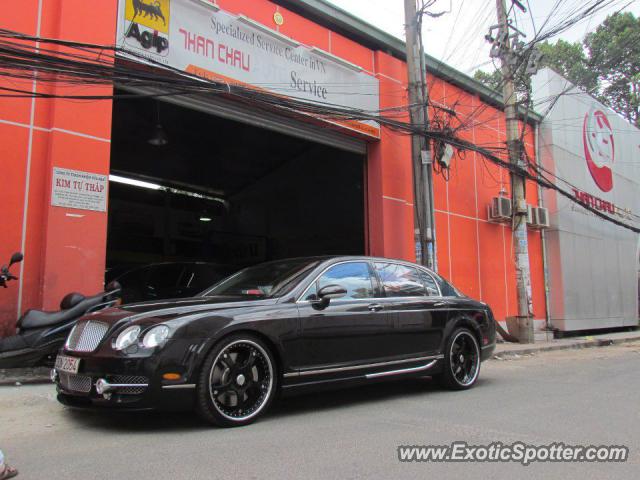 Bentley Continental spotted in Saigon, Vietnam