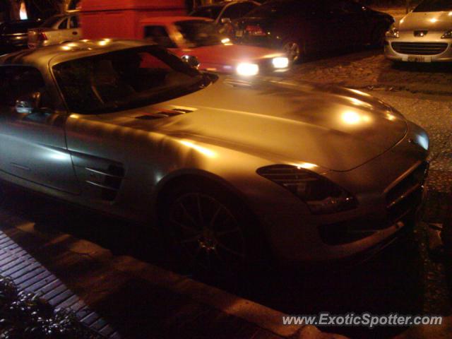 Mercedes SLS AMG spotted in San Isidro, Argentina