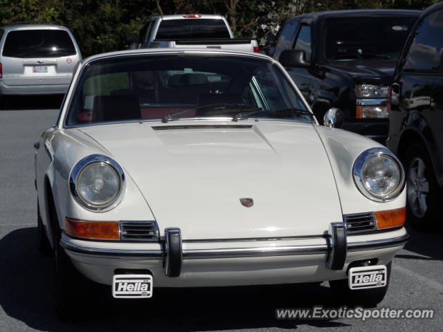 Porsche 911 spotted in Hershey, Pennsylvania