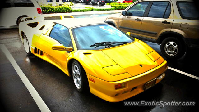 Lamborghini Diablo spotted in Orlando, Florida