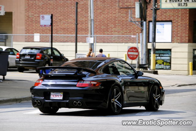 Porsche 911 GT3 spotted in Chicago, Illinois