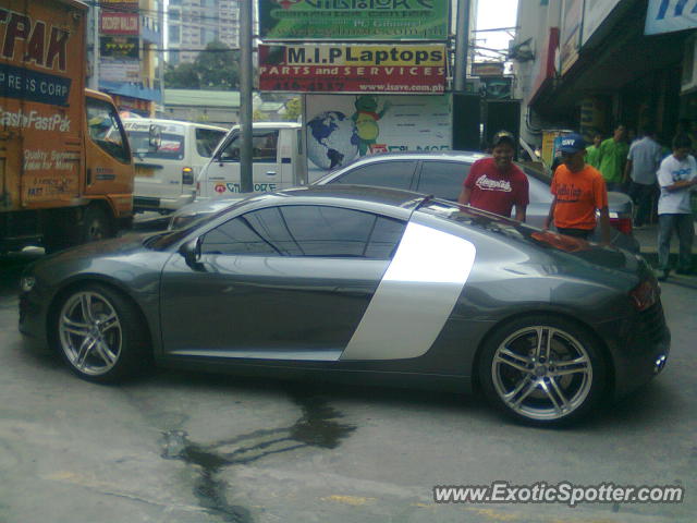 Audi R8 spotted in Sante mesa,mnla, Philippines
