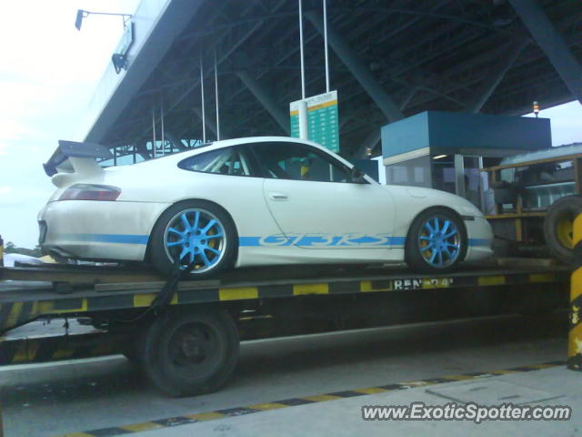 Porsche 911 GT3 spotted in Alabang tollgate, Philippines
