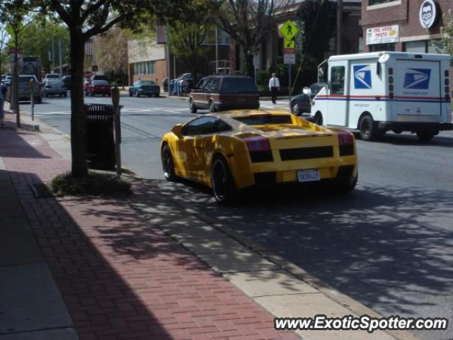 Lamborghini Gallardo spotted in Newark, Delaware