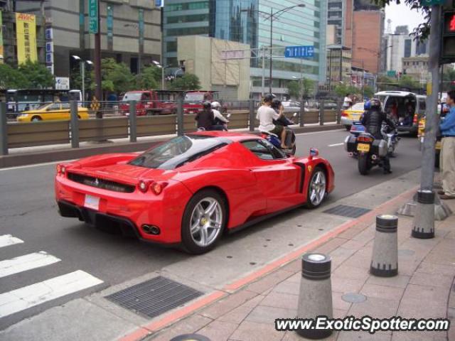 Ferrari Enzo spotted in TAIPEI, Taiwan