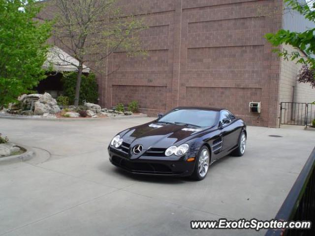 Mercedes SLR spotted in Windsor, Canada