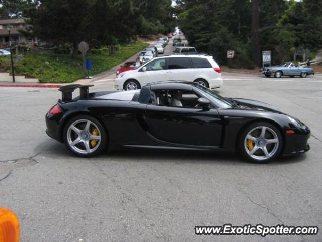 Porsche Carrera GT spotted in Los angeles, California