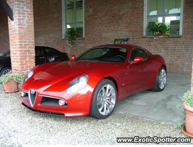 Alfa Romeo 8C spotted in Milan, Italy