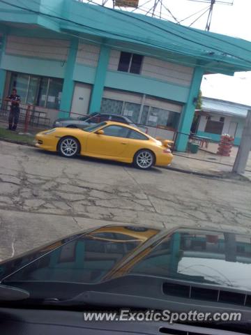 Porsche 911 spotted in Manila, Philippines