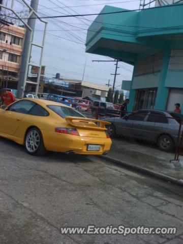 Porsche 911 spotted in Manila, Philippines