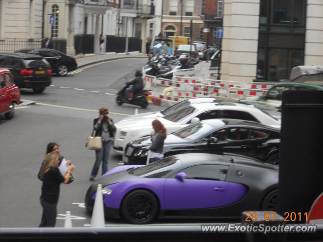 Bugatti Veyron spotted in London, United Kingdom