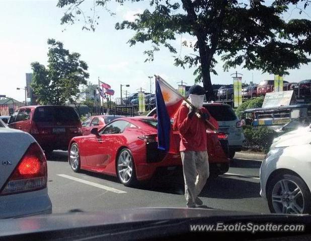 Lexus LFA spotted in Manila, Philippines