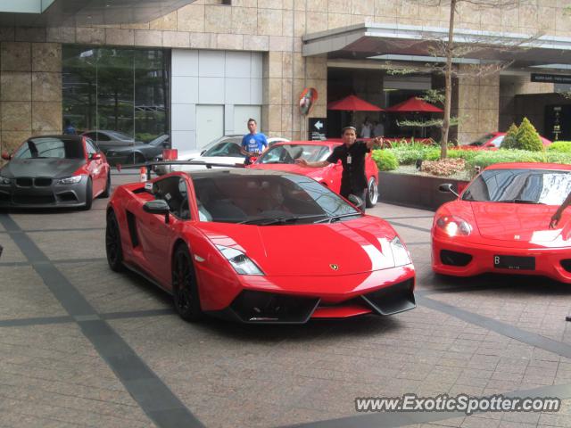 Lamborghini Gallardo spotted in Jakarta, Indonesia