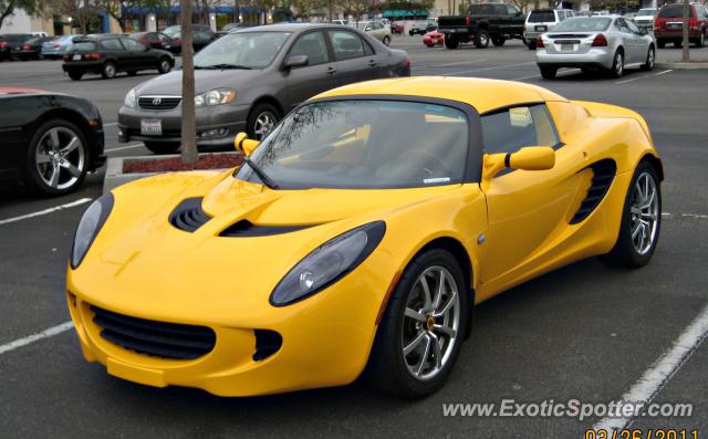 Lotus Elise spotted in Carlsbad, California