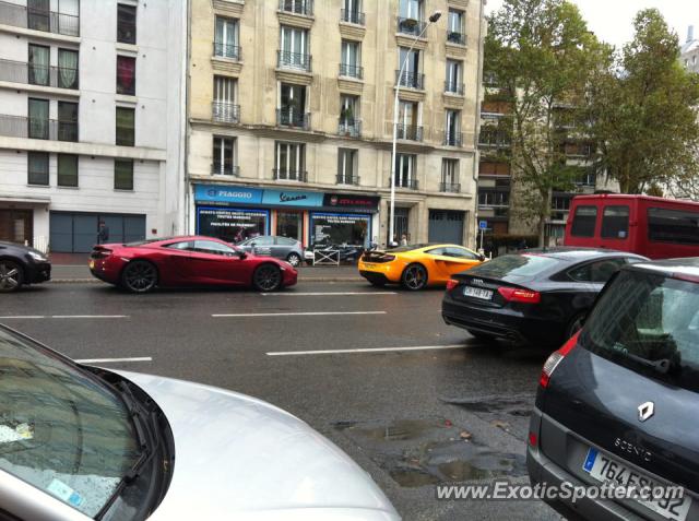 Mclaren MP4-12C spotted in Paris, France