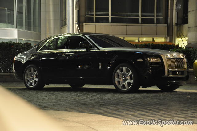 Rolls Royce Ghost spotted in KLCC Twin Tower, Malaysia