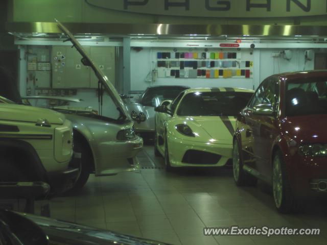 Pagani Zonda spotted in Hong Kong, China