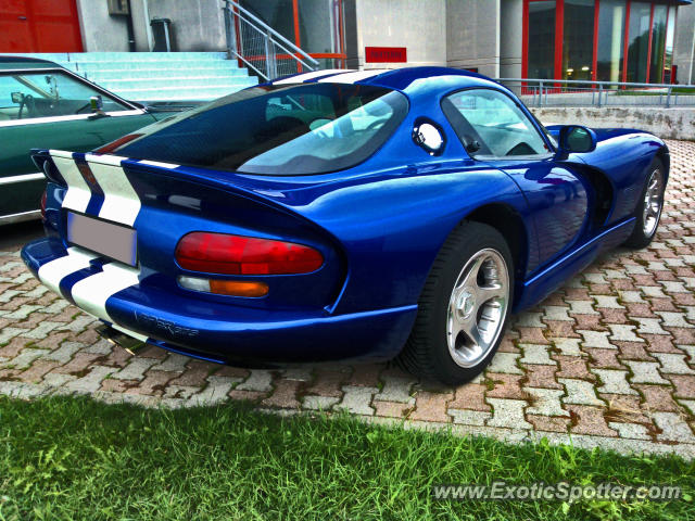Dodge Viper spotted in Caorle, Italy