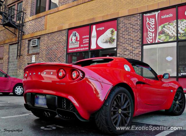 Lotus Elise spotted in Indianapolis, Indiana