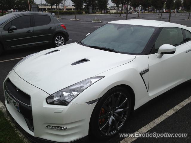 Nissan GT-R spotted in Ormesson, France