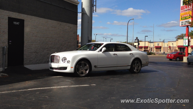 Bentley Mulsanne spotted in Oak Lawn, Illinois