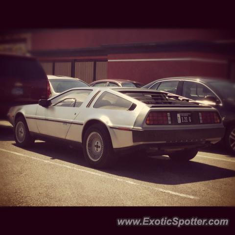 DeLorean DMC-12 spotted in San Antonio, Texas