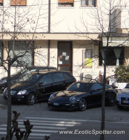 Porsche 911 Turbo spotted in Oderzo, Italy