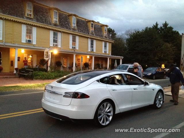 Tesla Model S spotted in Oxford, Maryland