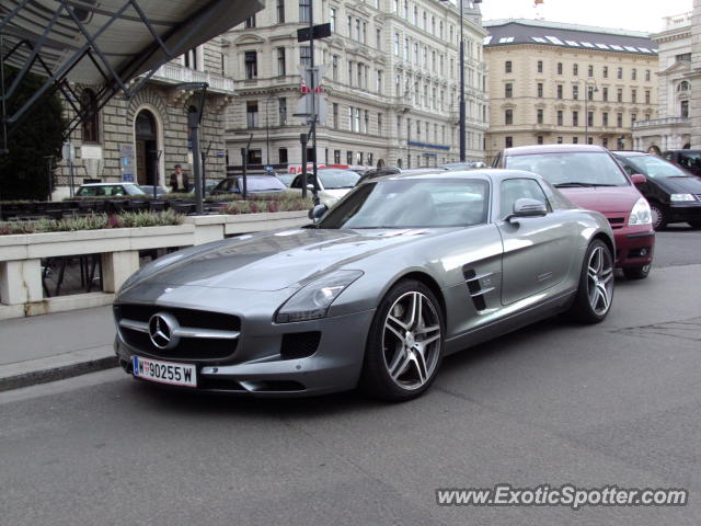 Mercedes SLS AMG spotted in Vienna, Austria