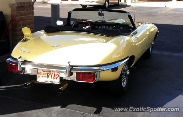 Jaguar E-Type spotted in Tucson, Arizona