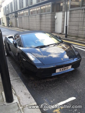Lamborghini Gallardo spotted in LONDON, United Kingdom