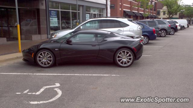 Lotus Evora spotted in Highland Park, Illinois