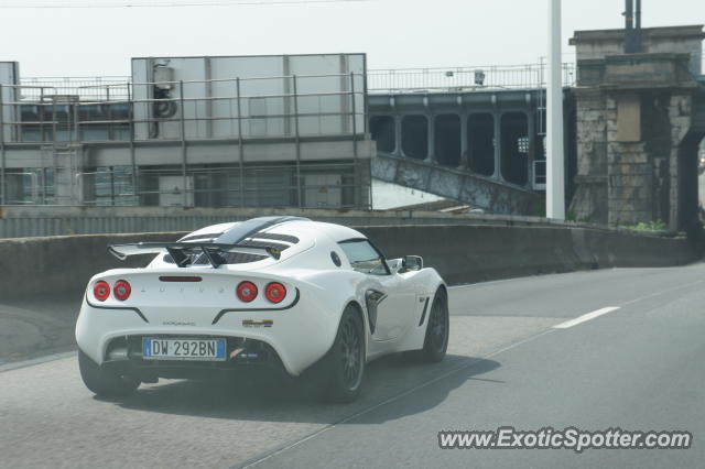 Lotus Exige spotted in Lyon, France