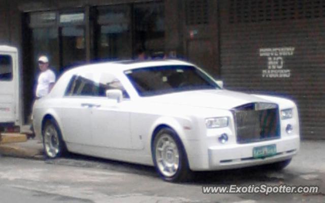Rolls Royce Phantom spotted in Manila, Philippines
