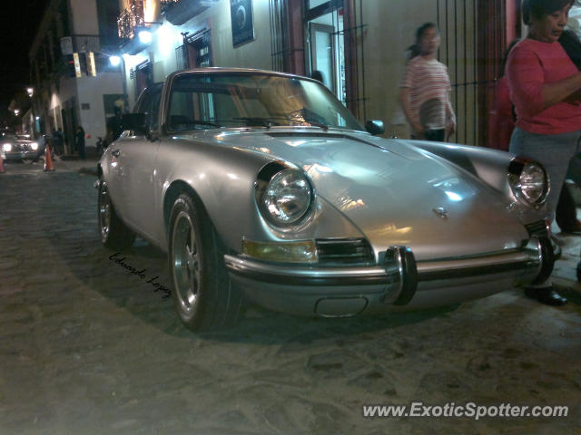 Porsche 911 spotted in Oaxaca, Mexico