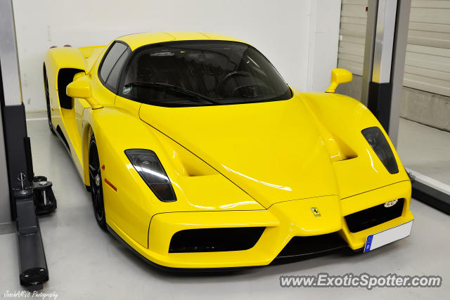 Ferrari Enzo spotted in Frankfurt, Germany