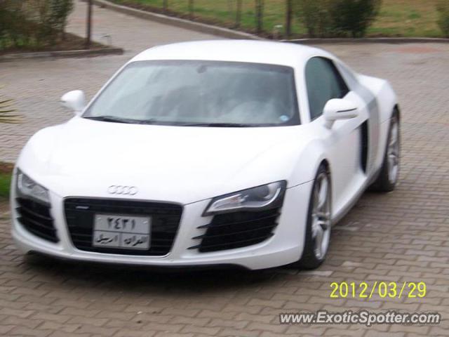 Audi R8 spotted in Arbil, Iraq