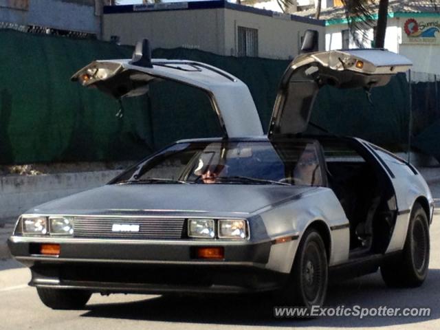 DeLorean DMC-12 spotted in Deerfield beach, Florida