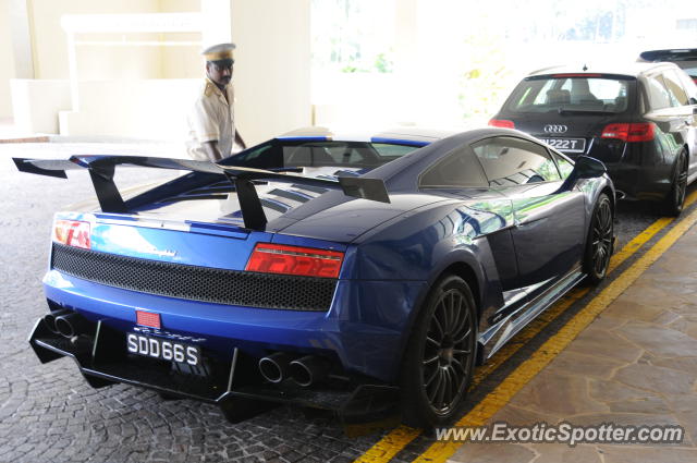 Lamborghini Gallardo spotted in Singapore, Singapore