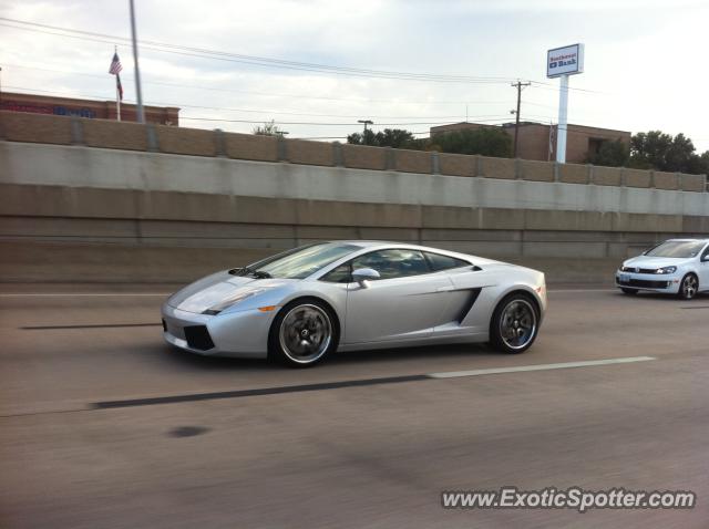 Lamborghini Gallardo spotted in Fort Worth, Texas