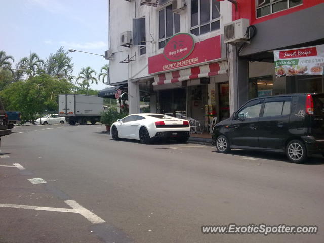Lamborghini Gallardo spotted in Miri, Sarawak, Malaysia