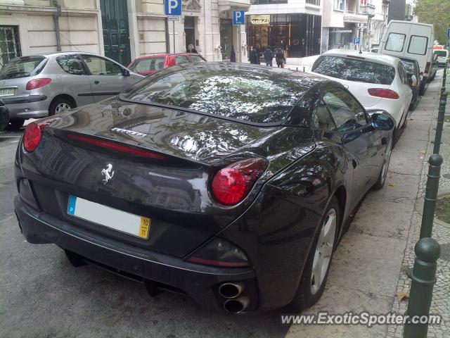 Ferrari California spotted in Lisboa, Portugal