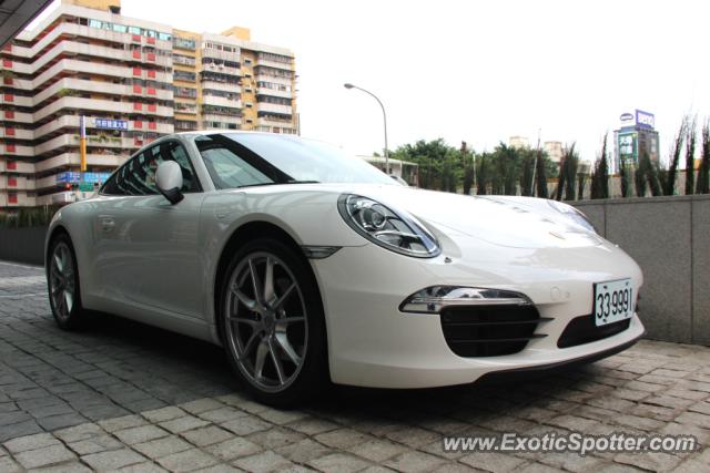Porsche 911 spotted in Taipei, Taiwan