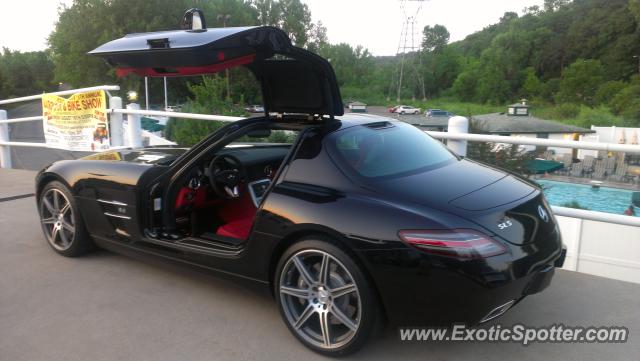 Mercedes SLS AMG spotted in Saint Paul, MN, Minnesota
